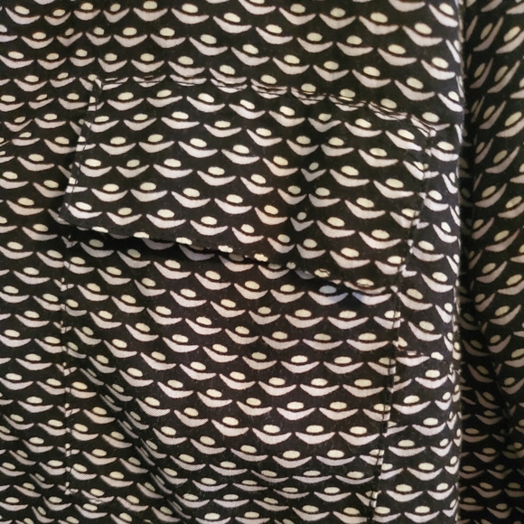 Splendid Split Neck Collared Blouse - Picture 3 of 7